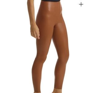 Commando faux leather leggings size LARGE worn once